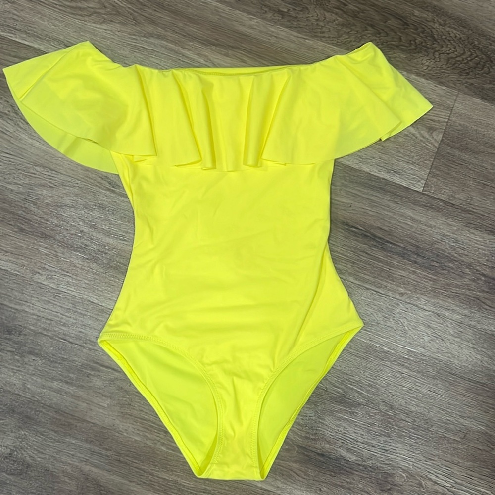 Women’s bathing suit